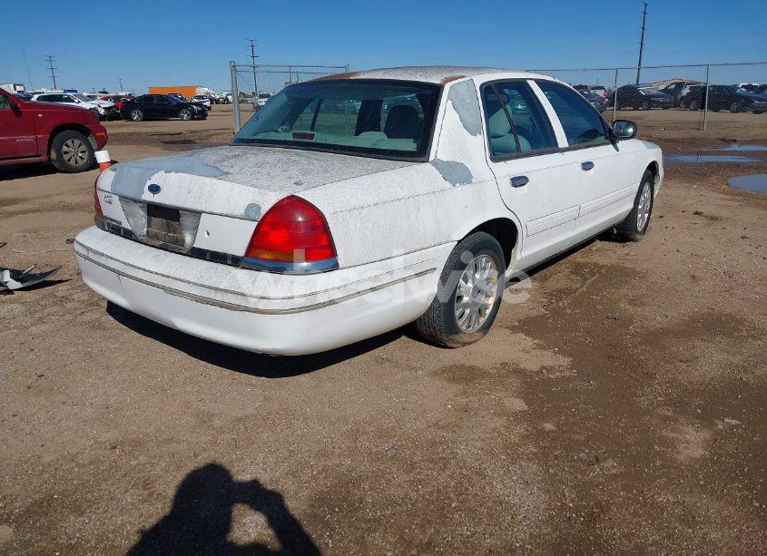 Photo 4 of 2003 Ford Crown VICTORIA LX (VIN 2FAFP74W63X183638)