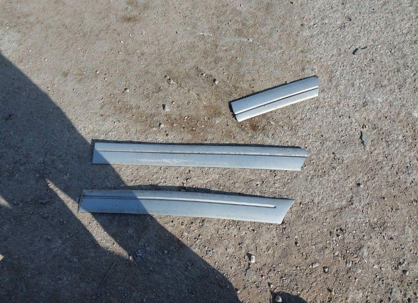 Photo 12 of 1999 Ford Crown VICTORIA LX (VIN 2FAFP74W6XX120979)