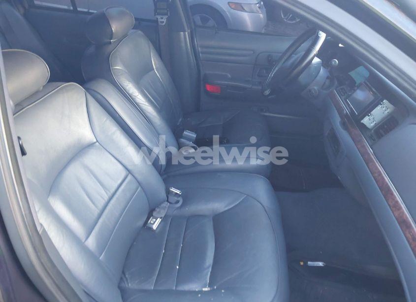 Photo 5 of 2000 Ford Crown VICTORIA LX (VIN 2FAFP74W6YX214233)