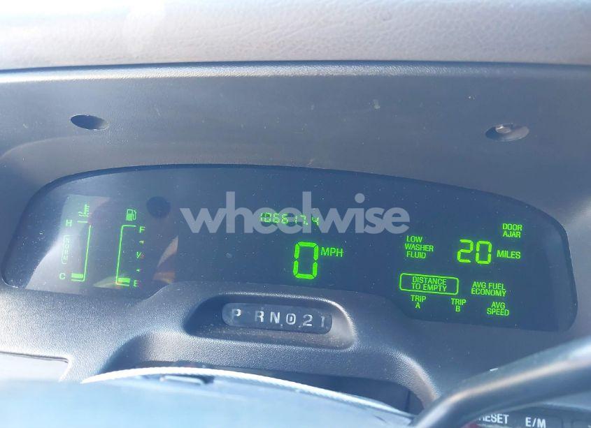 Photo 7 of 2000 Ford Crown VICTORIA LX (VIN 2FAFP74W6YX214233)