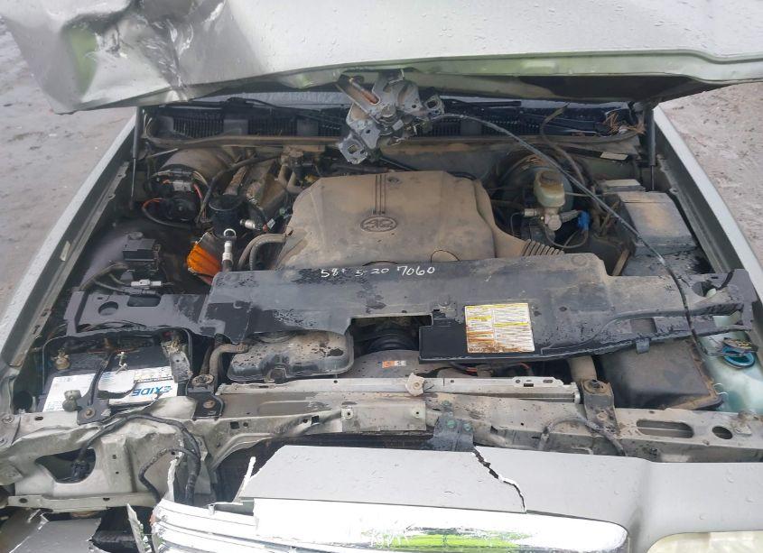 Photo 10 of 2001 Ford Crown VICTORIA LX (VIN 2FAFP74W71X114390)