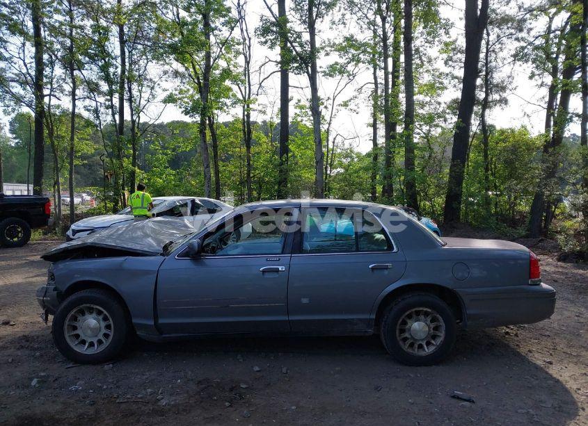 Photo 14 of 1999 Ford Crown VICTORIA LX (VIN 2FAFP74W7XX117573)