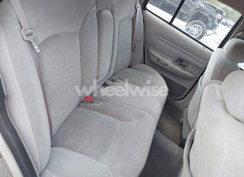 Photo 8 of 2001 Ford Crown VICTORIA LX (VIN 2FAFP74W81X102216)