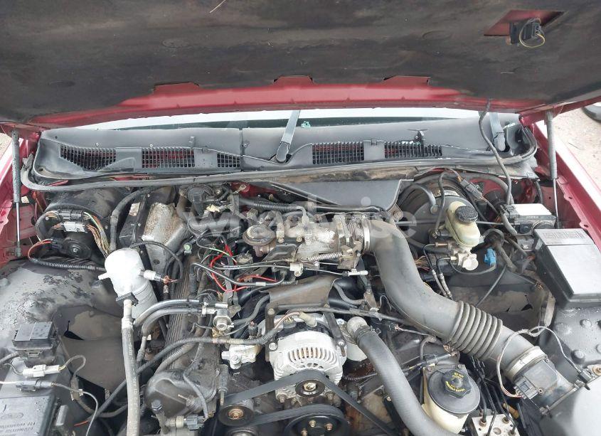 Photo 10 of 2002 Ford Crown VICTORIA LX (VIN 2FAFP74W82X148324)