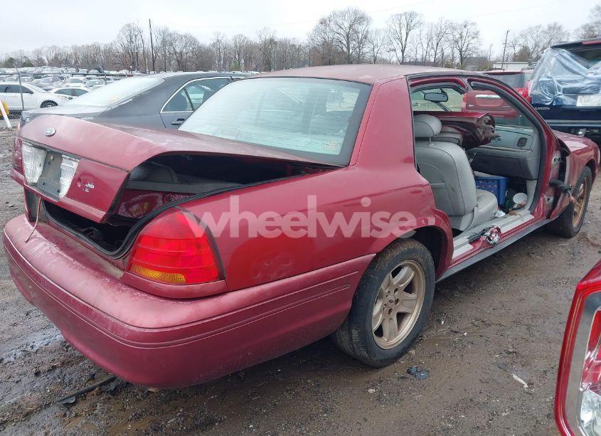 Photo 4 of 2002 Ford Crown VICTORIA LX (VIN 2FAFP74W82X148324)