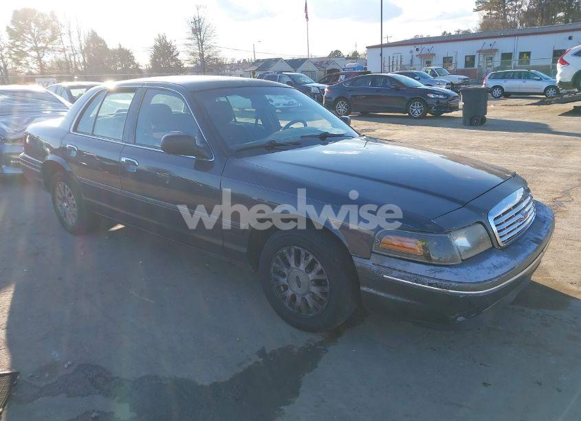2004 Ford Crown VICTORIA LX (VIN 2FAFP74W84X174084) main photo
