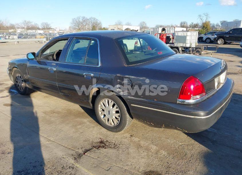Photo 3 of 2004 Ford Crown VICTORIA LX (VIN 2FAFP74W84X174084)