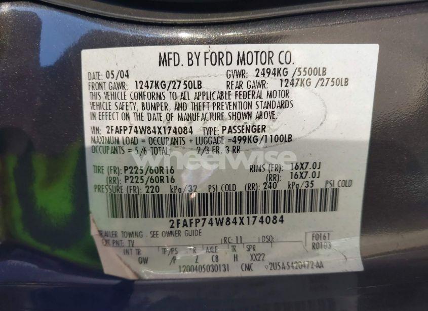 Photo 9 of 2004 Ford Crown VICTORIA LX (VIN 2FAFP74W84X174084)