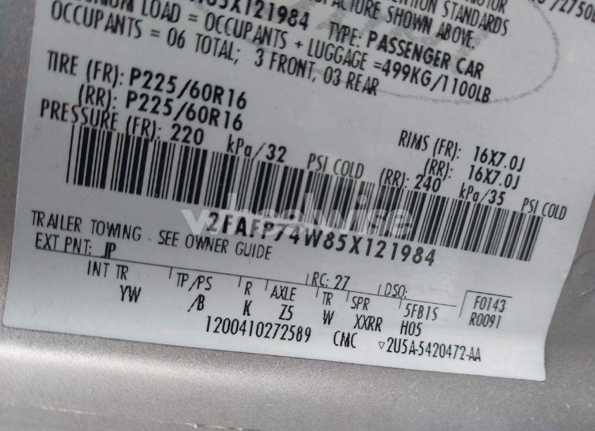 Photo 9 of 2005 Ford Crown VICTORIA LX/LX SPORT (VIN 2FAFP74W85X121984)