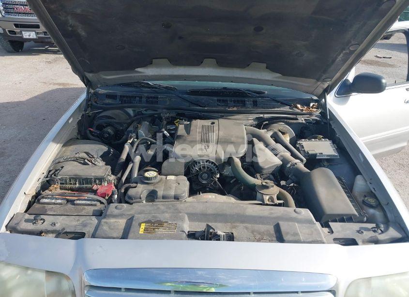 Photo 10 of 2006 Ford Crown VICTORIA LX/LX SPORT (VIN 2FAFP74W86X107486)