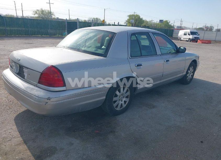 Photo 4 of 2006 Ford Crown VICTORIA LX/LX SPORT (VIN 2FAFP74W86X107486)