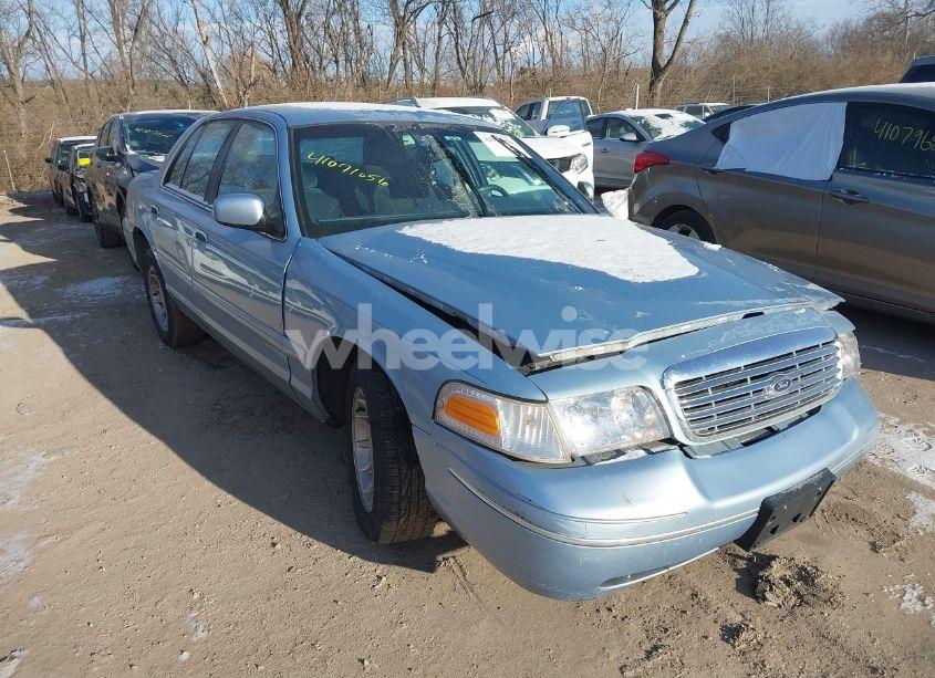 2000 Ford Crown VICTORIA LX (VIN 2FAFP74W8YX167061) main photo