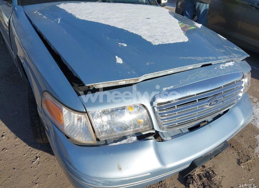 Photo 12 of 2000 Ford Crown VICTORIA LX (VIN 2FAFP74W8YX167061)