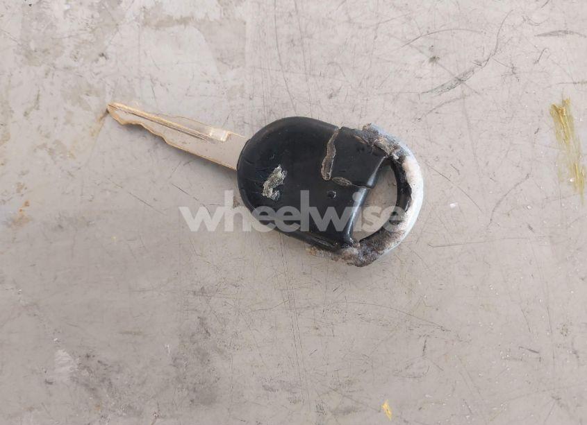 Photo 11 of 2005 Ford Crown VICTORIA LX/LX SPORT (VIN 2FAFP74W95X158705)