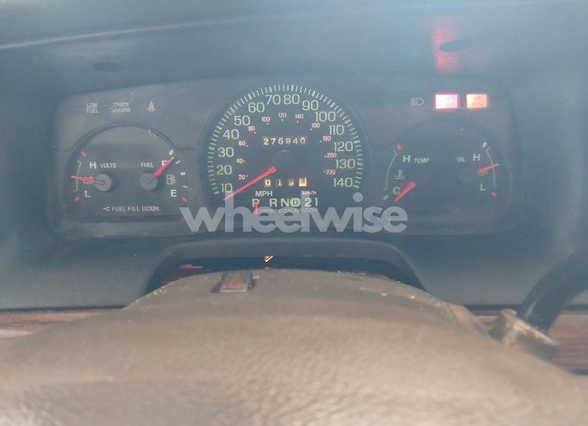 Photo 7 of 2005 Ford Crown VICTORIA LX/LX SPORT (VIN 2FAFP74W95X158705)