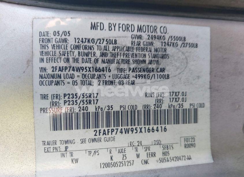 Photo 9 of 2005 Ford Crown VICTORIA LX/LX SPORT (VIN 2FAFP74W95X166416)