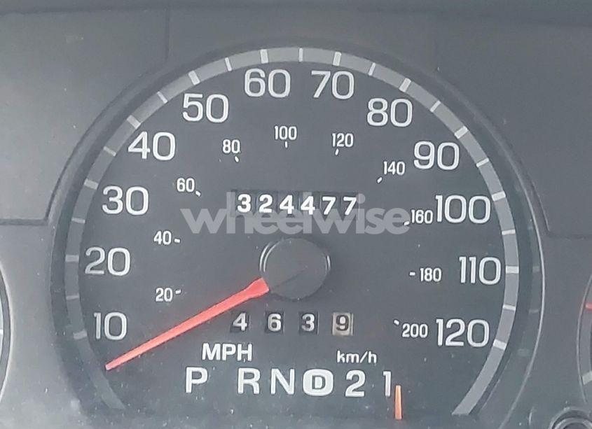 Photo 15 of 1999 Ford Crown VICTORIA LX (VIN 2FAFP74W9XX236645)