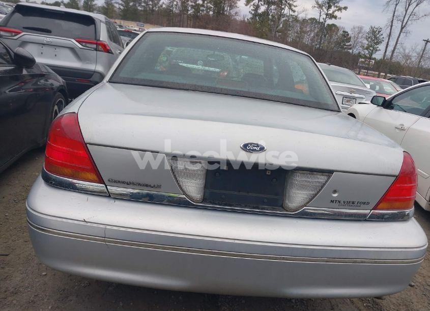 Photo 16 of 1999 Ford Crown VICTORIA LX (VIN 2FAFP74W9XX236645)