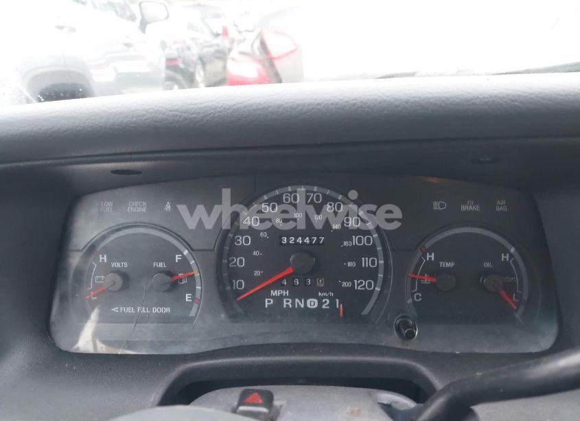 Photo 7 of 1999 Ford Crown VICTORIA LX (VIN 2FAFP74W9XX236645)