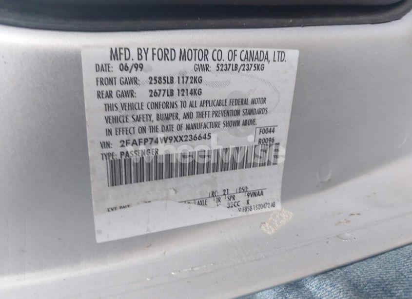 Photo 9 of 1999 Ford Crown VICTORIA LX (VIN 2FAFP74W9XX236645)