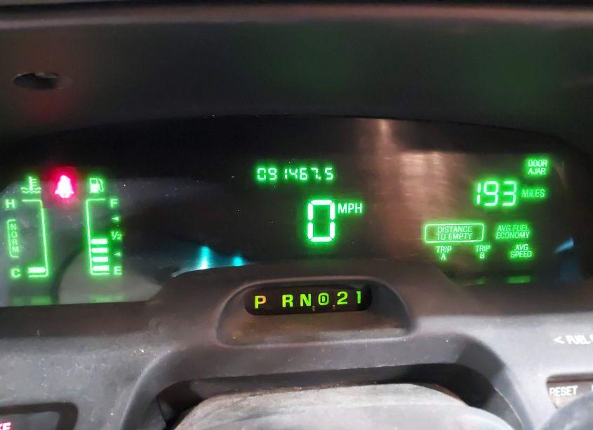 Photo 7 of 2003 Ford Crown VICTORIA LX (VIN 2FAFP74WX3X165269)