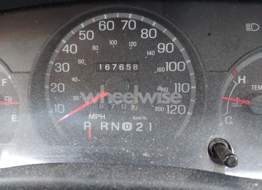 Photo 7 of 2004 Ford Crown VICTORIA LX (VIN 2FAFP74WX4X150238)