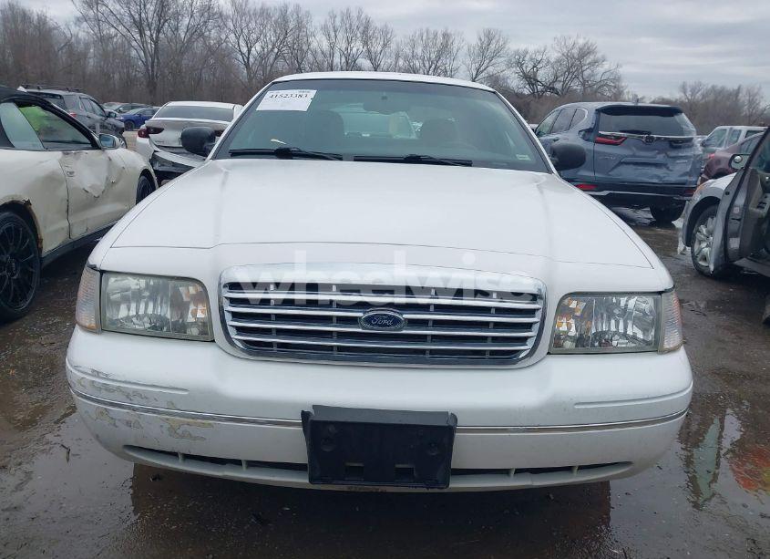 Photo 12 of 2005 Ford Crown VICTORIA LX/LX SPORT (VIN 2FAFP74WX5X105415)