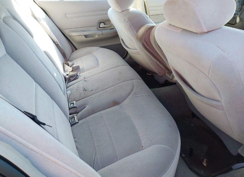 Photo 8 of 1999 Ford Crown VICTORIA LX (VIN 2FAFP74WXXX132732)