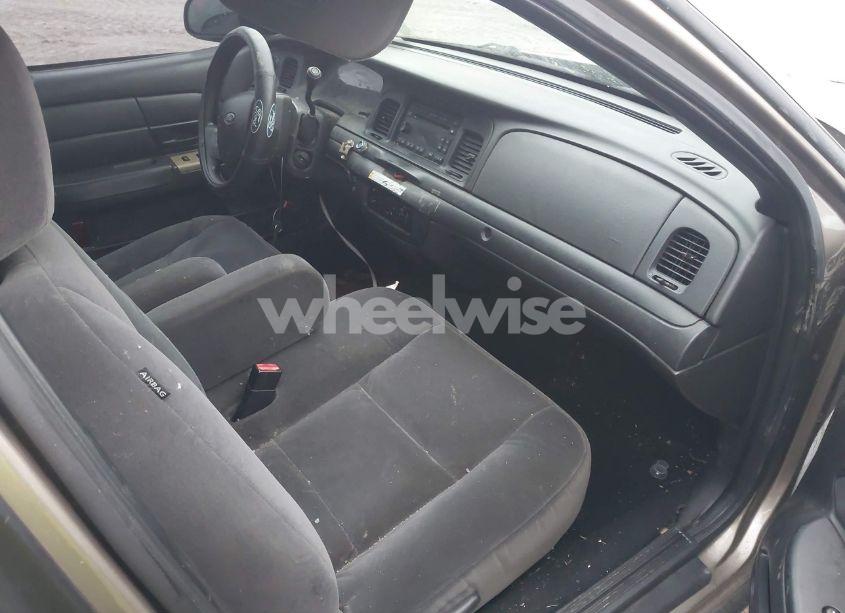 Photo 5 of 2008 Ford Crown VICTORIA POLICE INTERCEPTOR (VIN 2FAHP71V28X142953)