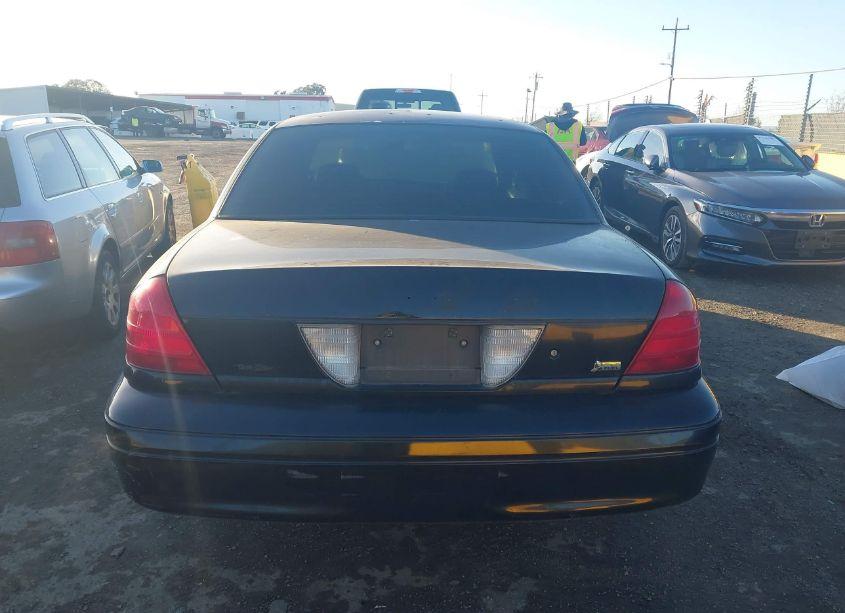 Photo 16 of 2009 Ford Crown VICTORIA POLICE/POLICE INTERCEPTOR (VIN 2FAHP71V39X128514)