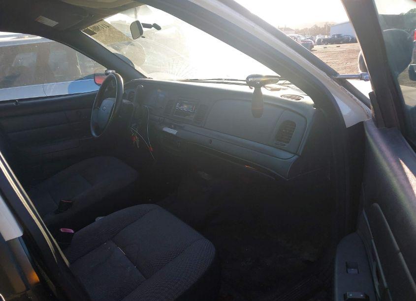 Photo 5 of 2009 Ford Crown VICTORIA POLICE/POLICE INTERCEPTOR (VIN 2FAHP71V39X128514)