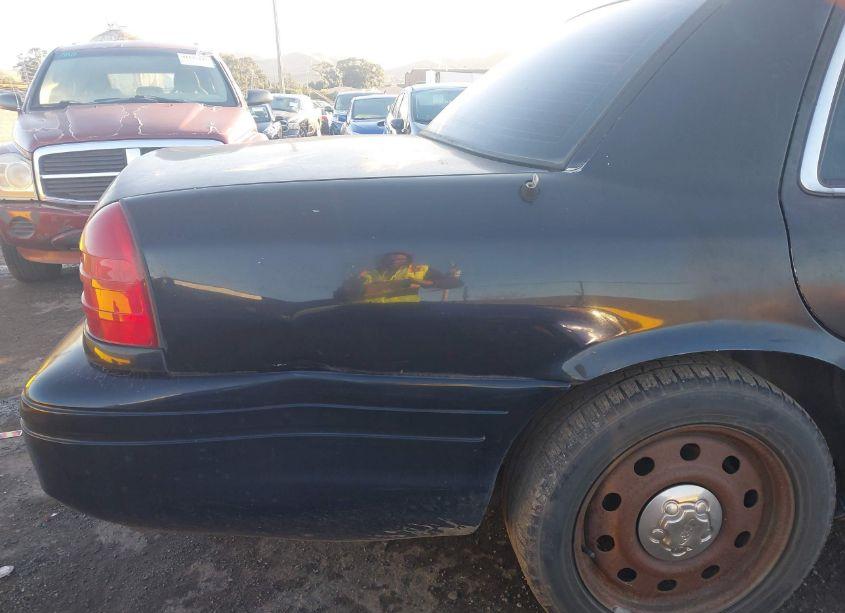 Photo 6 of 2009 Ford Crown VICTORIA POLICE/POLICE INTERCEPTOR (VIN 2FAHP71V39X128514)