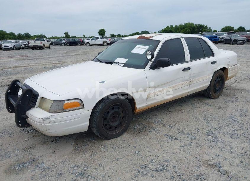 Photo 2 of 2009 Ford Crown VICTORIA POLICE/POLICE INTERCEPTOR (VIN 2FAHP71V39X147936)