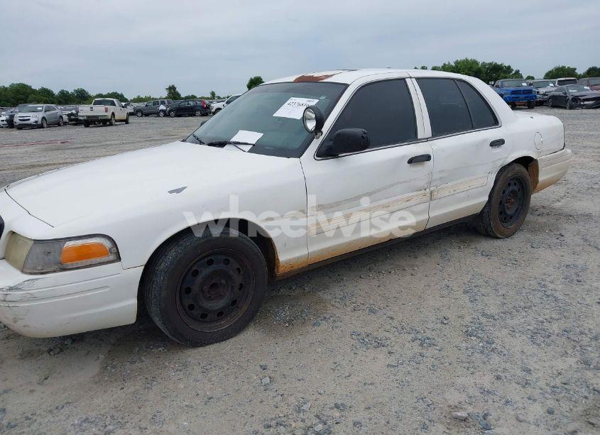 Photo 6 of 2009 Ford Crown VICTORIA POLICE/POLICE INTERCEPTOR (VIN 2FAHP71V39X147936)