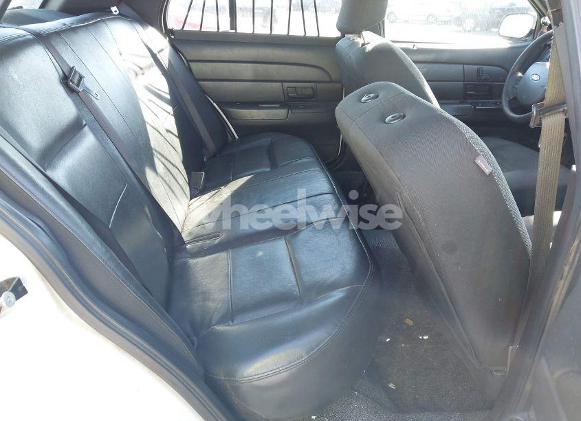 Photo 8 of 2008 Ford Crown VICTORIA POLICE/POLICE INTERCEPTOR (VIN 2FAHP71V48X102129)