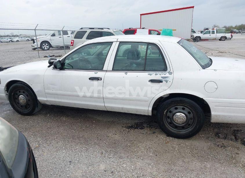Photo 14 of 2008 Ford Crown VICTORIA POLICE/POLICE INTERCEPTOR (VIN 2FAHP71V48X155882)