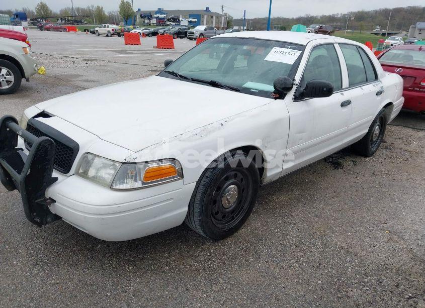 Photo 2 of 2008 Ford Crown VICTORIA POLICE/POLICE INTERCEPTOR (VIN 2FAHP71V48X155882)