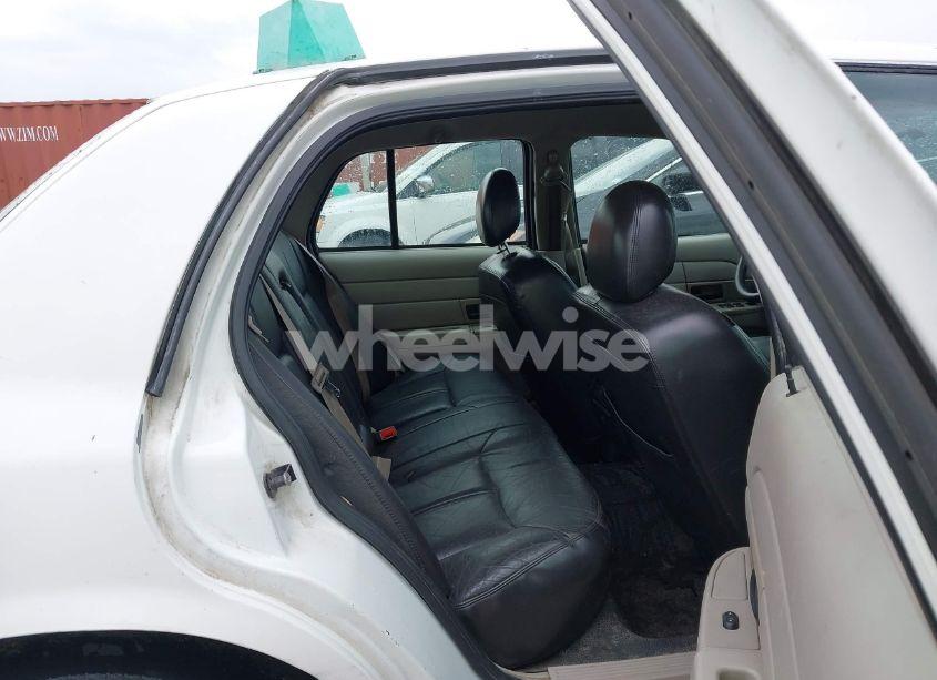 Photo 8 of 2008 Ford Crown VICTORIA POLICE/POLICE INTERCEPTOR (VIN 2FAHP71V48X155882)