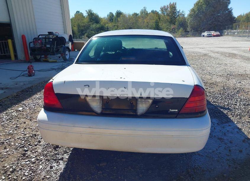 Photo 16 of 2009 Ford Crown VICTORIA POLICE/POLICE INTERCEPTOR (VIN 2FAHP71V49X132555)