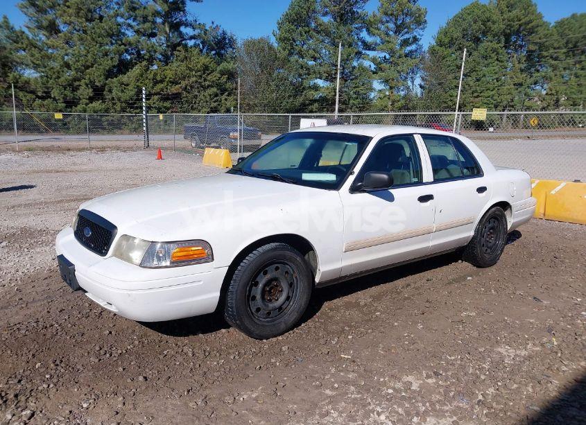 Photo 2 of 2009 Ford Crown VICTORIA POLICE/POLICE INTERCEPTOR (VIN 2FAHP71V49X132555)