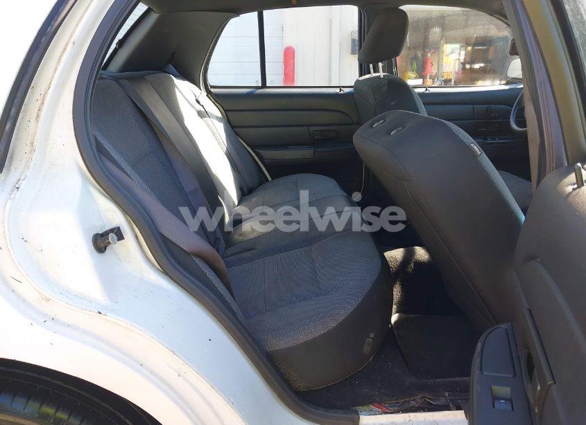 Photo 8 of 2009 Ford Crown VICTORIA POLICE/POLICE INTERCEPTOR (VIN 2FAHP71V49X132555)