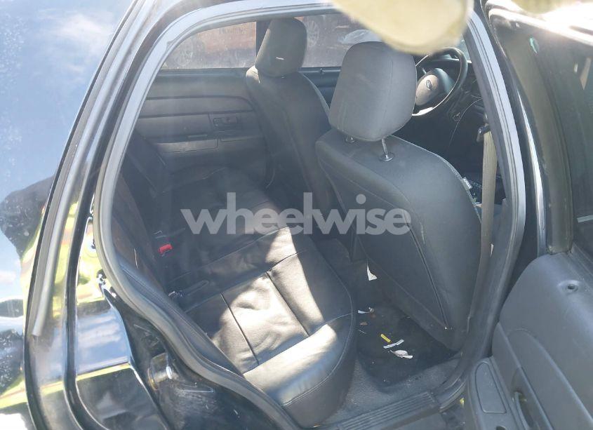 Photo 8 of 2009 Ford Crown VICTORIA POLICE/POLICE INTERCEPTOR (VIN 2FAHP71V59X103016)