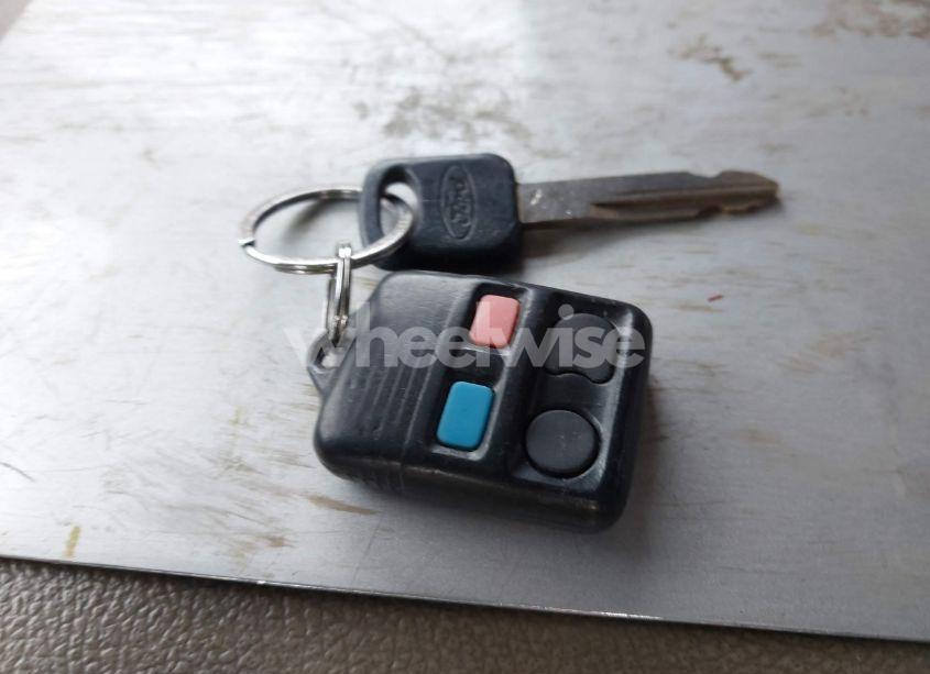 Photo 11 of 2009 Ford Crown VICTORIA POLICE/POLICE INTERCEPTOR (VIN 2FAHP71V69X129012)