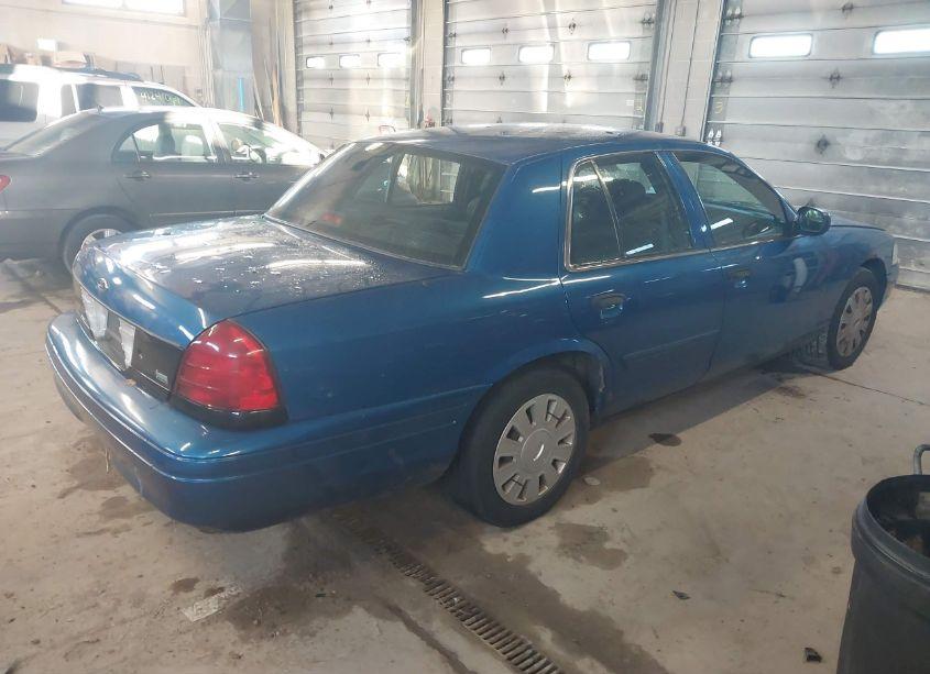 Photo 4 of 2009 Ford Crown VICTORIA POLICE/POLICE INTERCEPTOR (VIN 2FAHP71V69X145632)