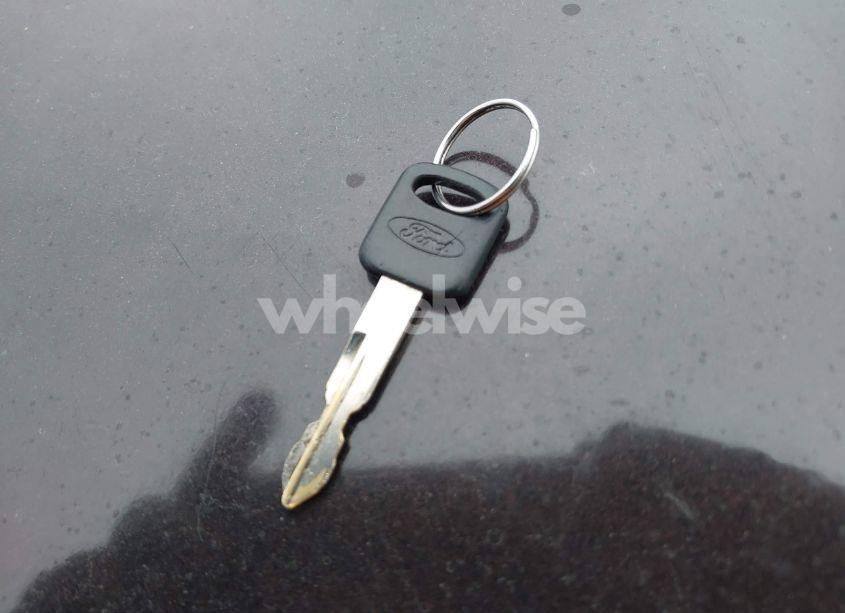 Photo 11 of 2009 Ford Crown VICTORIA (VIN 2FAHP71V79X132050)