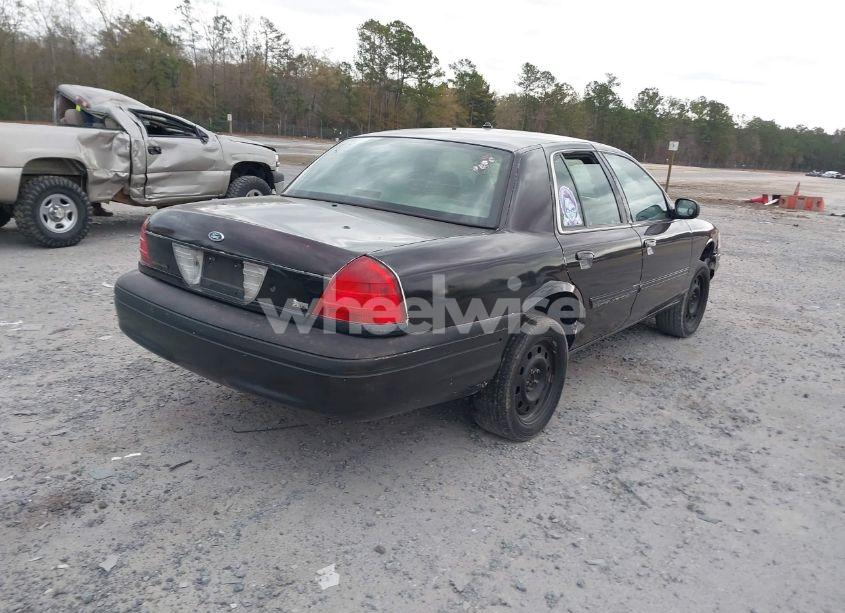 Photo 4 of 2009 Ford Crown VICTORIA (VIN 2FAHP71V79X132050)