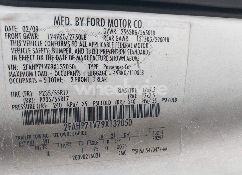 Photo 9 of 2009 Ford Crown VICTORIA (VIN 2FAHP71V79X132050)