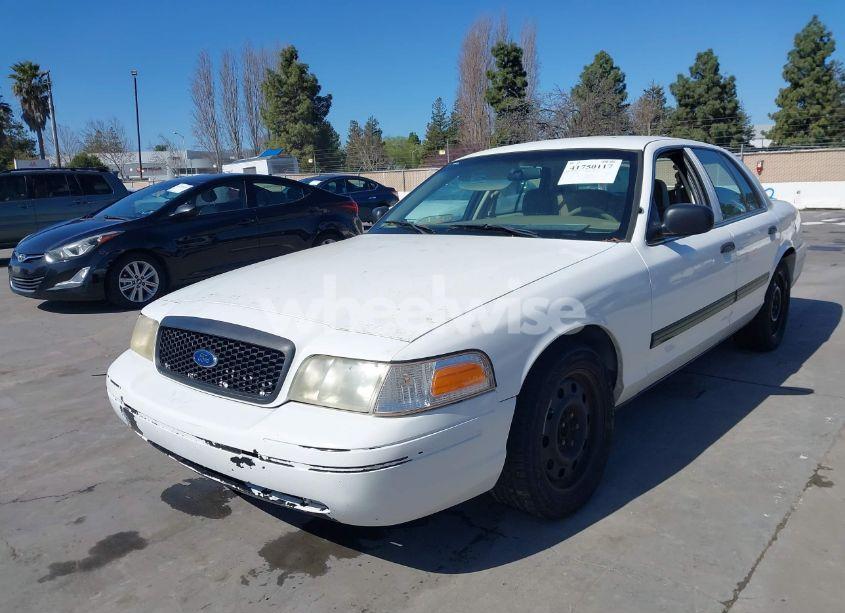 Photo 2 of 2009 Ford Crown VICTORIA POLICE/POLICE INTERCEPTOR (VIN 2FAHP71V79X138687)