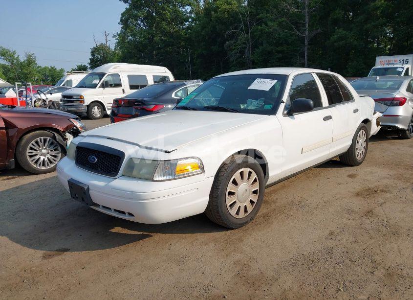 Photo 2 of 2009 Ford Crown VICTORIA POLICE/POLICE INTERCEPTOR (VIN 2FAHP71V79X142660)