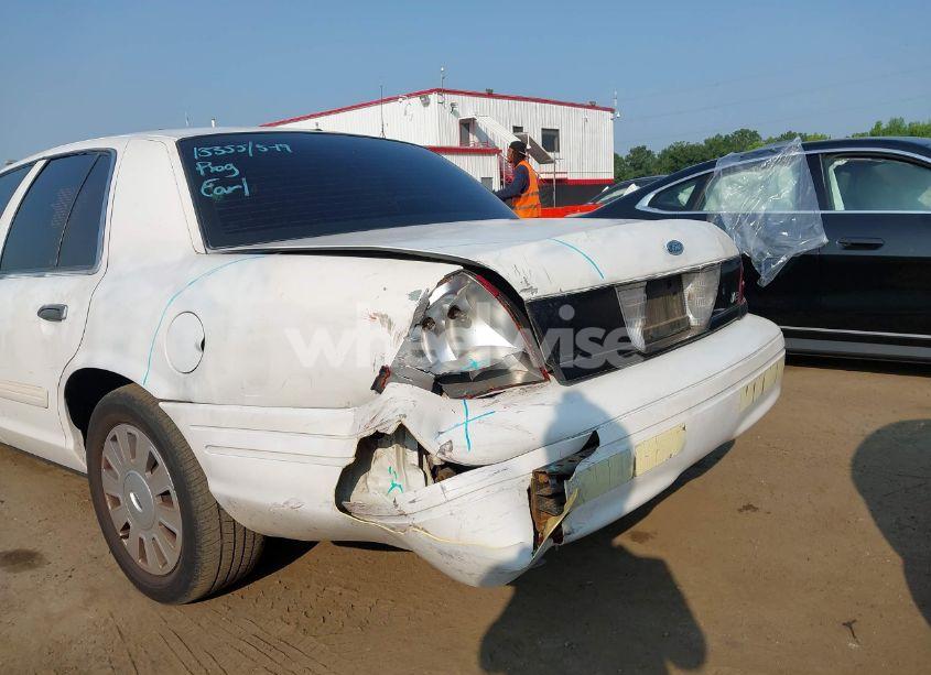 Photo 6 of 2009 Ford Crown VICTORIA POLICE/POLICE INTERCEPTOR (VIN 2FAHP71V79X142660)
